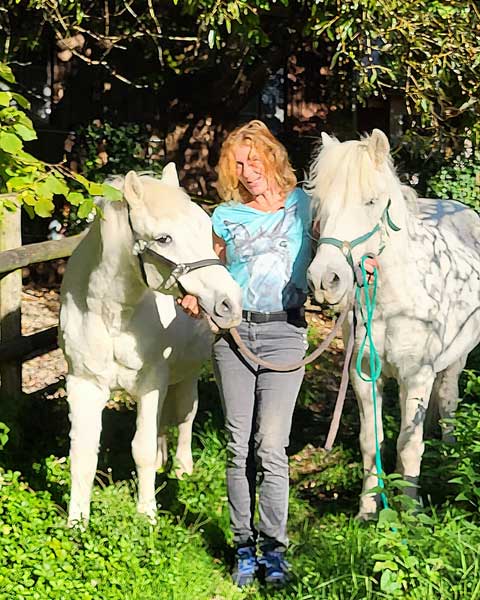 helene_ponys_600 helene_ponys_600